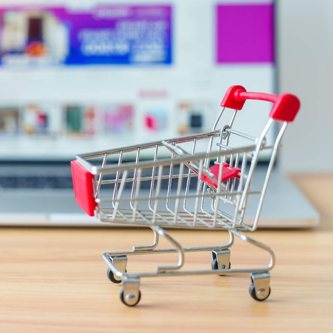 E-Commerce & Retail